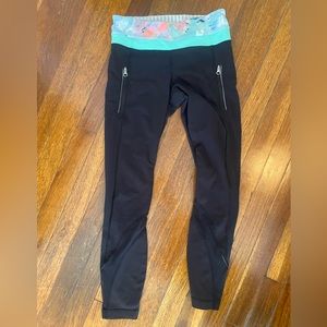 Lululemon low rise zippered pocket leggings